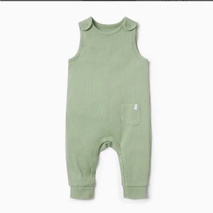 Ribbed overalls in Sage